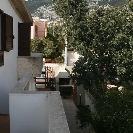 Bed & Breakfast Karmabnb *